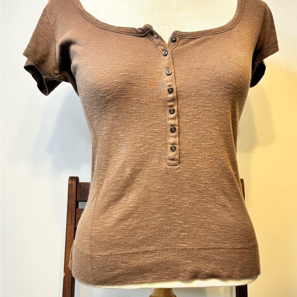 Liz & Co. Classic Brown Tee